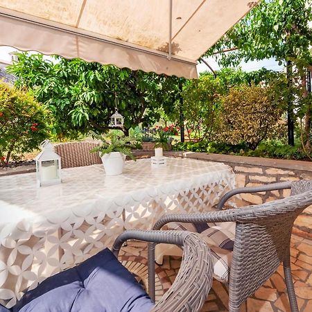 Apartment Bassano Rovinj Luaran gambar